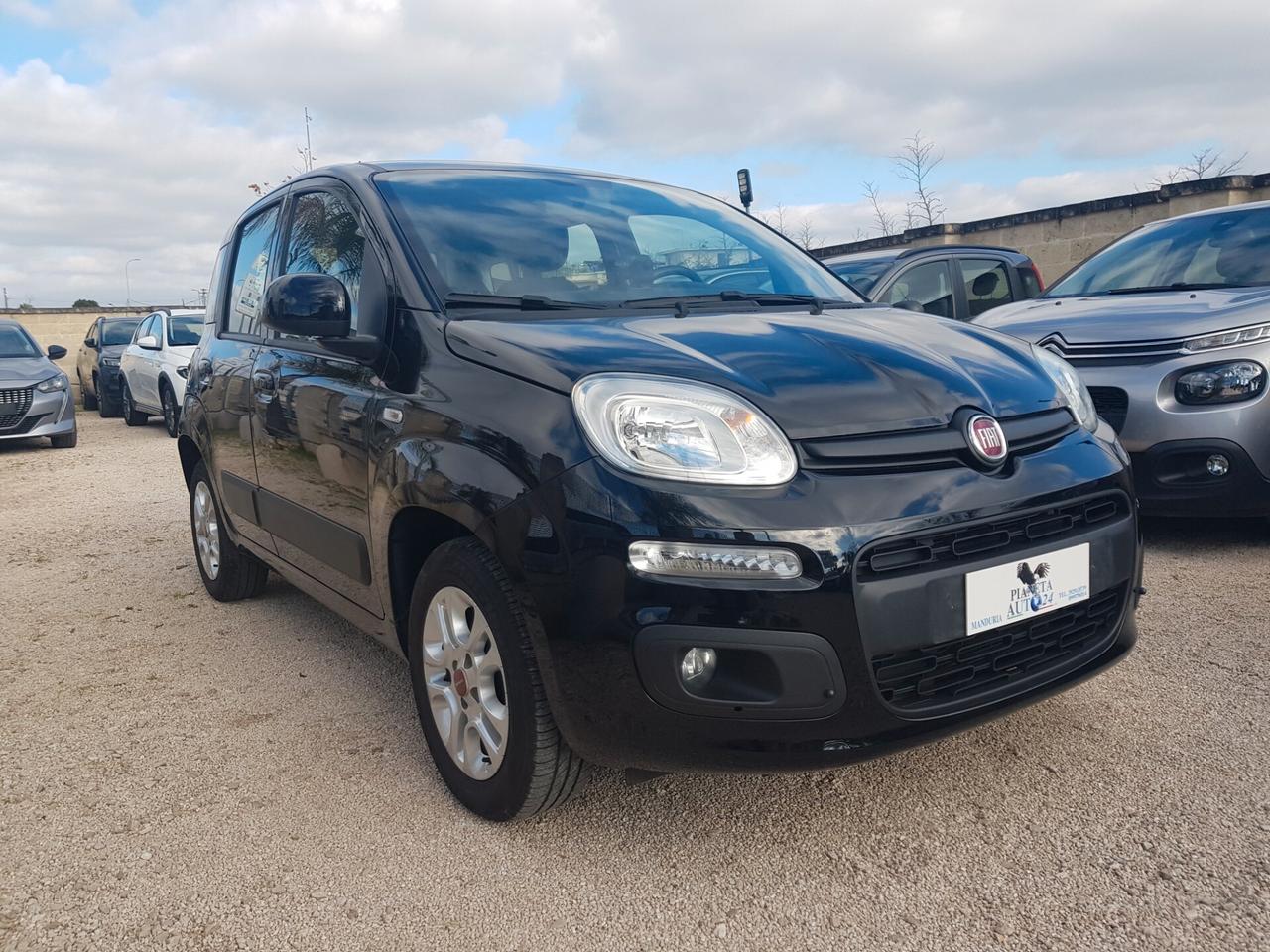 Fiat Panda 1.2 Lounge Navy Sensori Park Cerchi 5 Posti