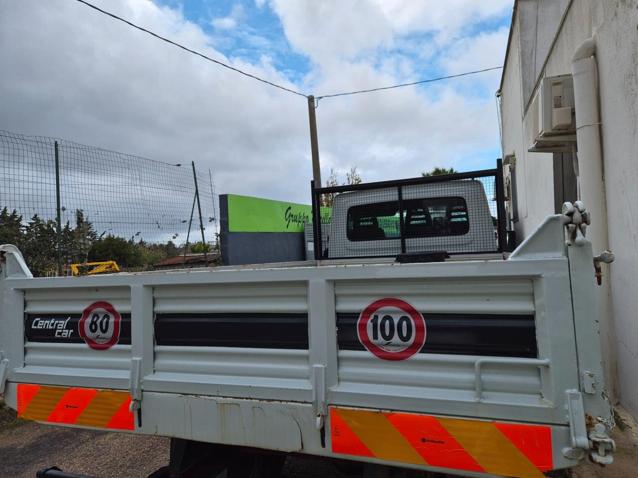 Vendo cassone ribaltabile trilaterale