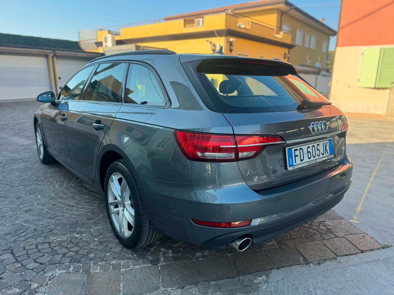 Audi A4 Avant 2.0 TDI 150 CV ultra S tronic Business