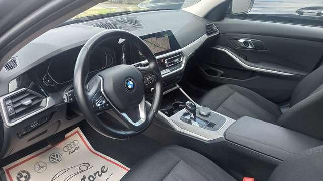 BMW 318 318d Touring mhev 48V ** AUTOM.+LED+NAVI+FULL **