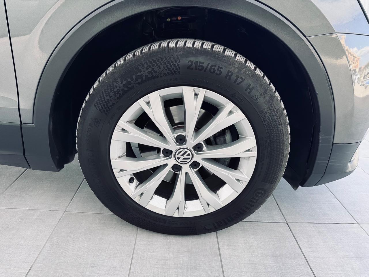 Volkswagen Tiguan 2.0 TDI SCR DSG 4MOTION Business BMT