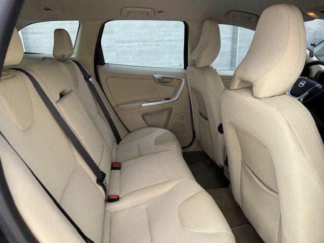 VOLVO XC60 D3 AWD Geartronic Momentum