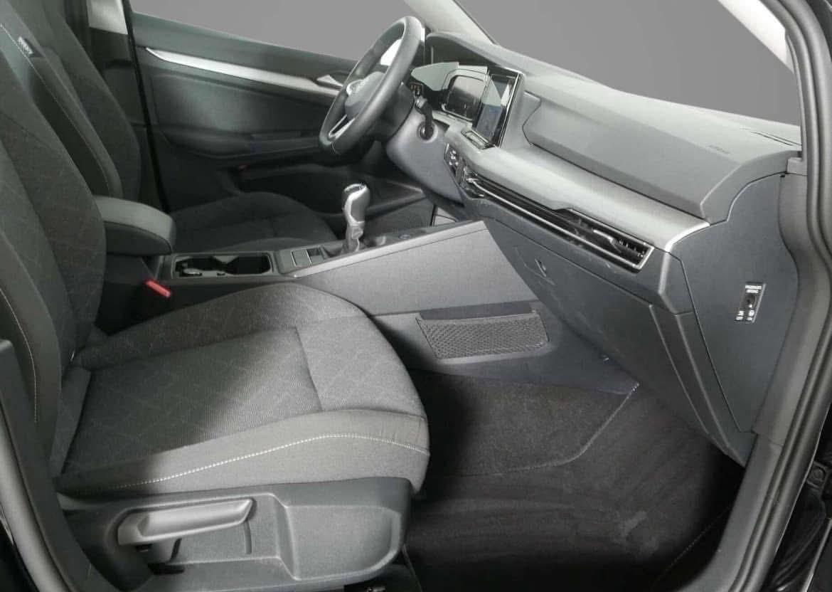 Volkswagen Golf 2.0 TDI 115 CV SCR Life AUTO A NOLEGGIO
