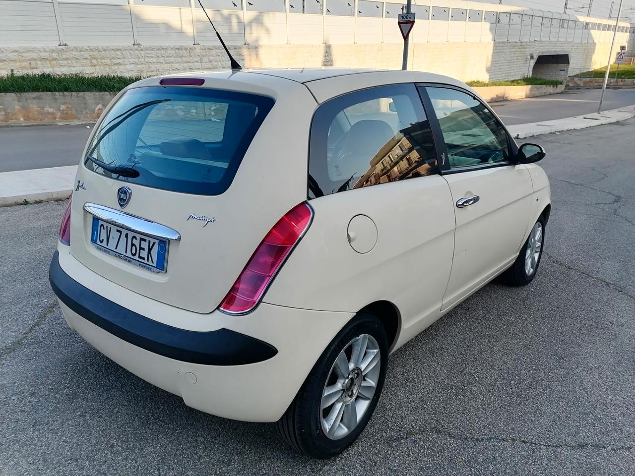Lancia Ypsilon 1.3 Multijet 16V Platino
