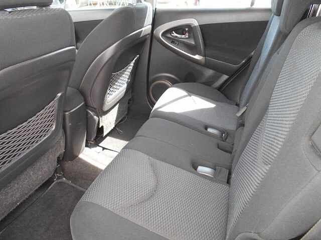 Toyota RAV4 2.2 D-4D 136 CV Sol
