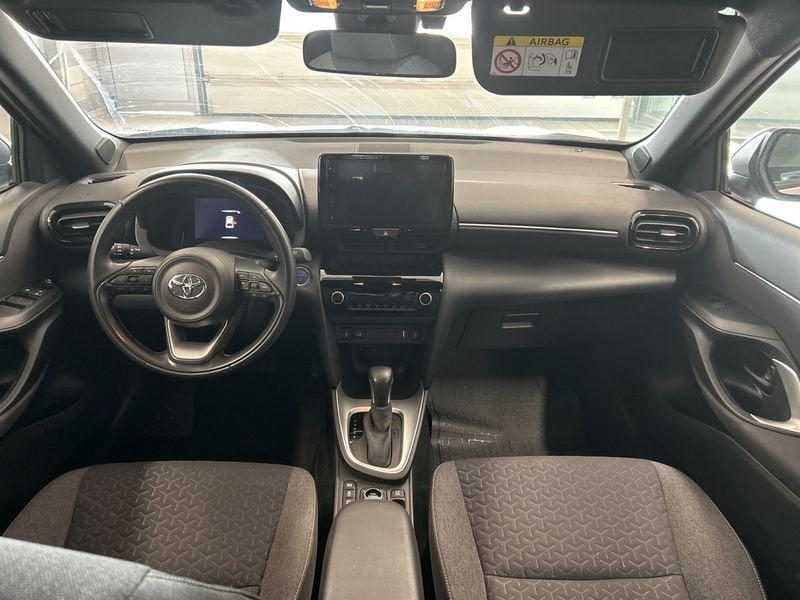 Toyota Yaris Cross 1.5 Hybrid 5p. E-CVT AWD-i Trend