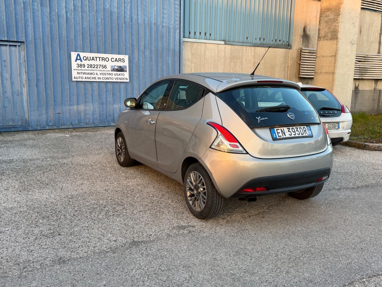 Lancia Ypsilon 1.2 69 CV Unyca