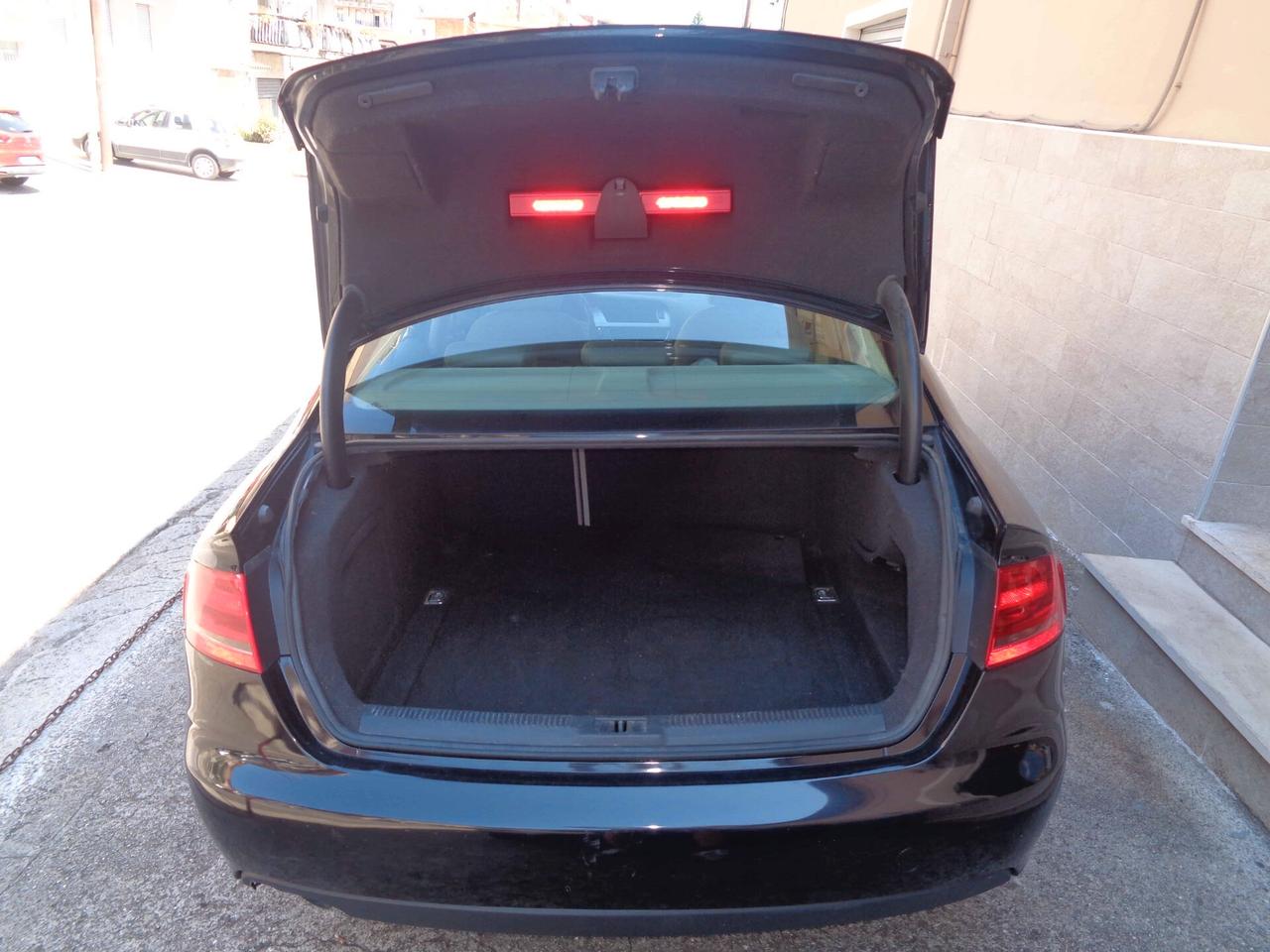 Audi A4 2.0 TDI 143CV Advanced (Finanziabile)
