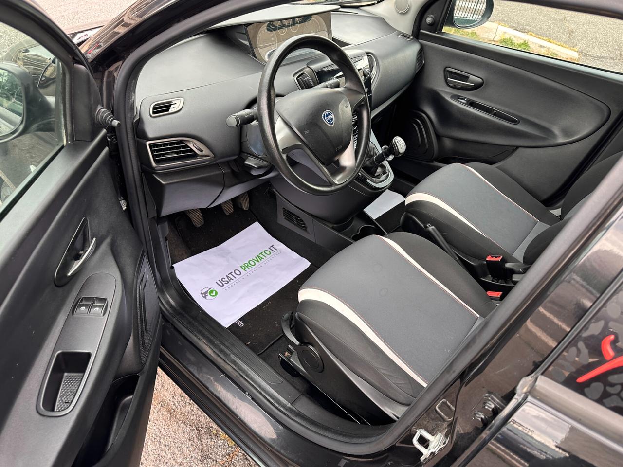 Lancia Ypsilon 1.2 69cv GPL rinnovato 2039 GARANZIA