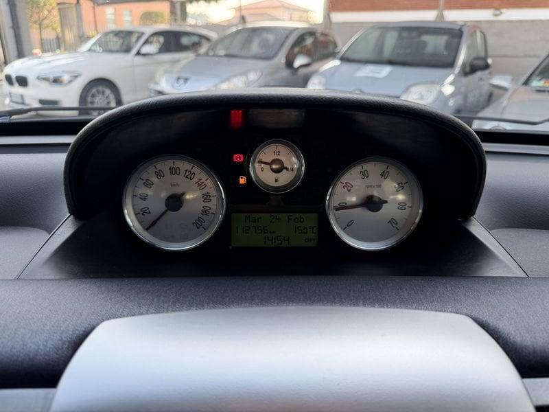 Lancia Ypsilon Ypsilon 1.2 8v Oro Plus IDONEA NEOPATENTATI