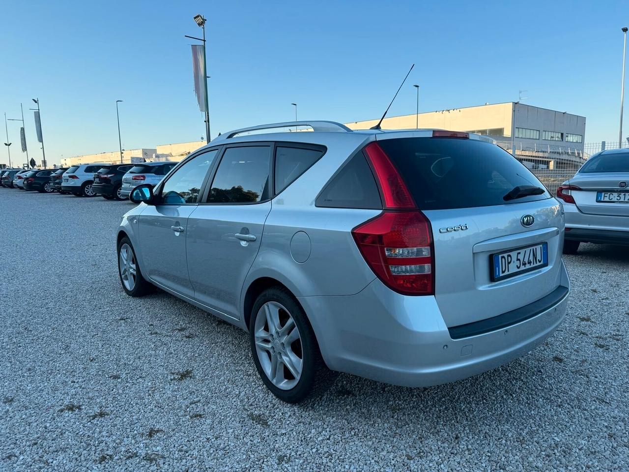 Kia Ceed cee'd Sp. Wag. 1.6 CRDi VGT 115CV EX