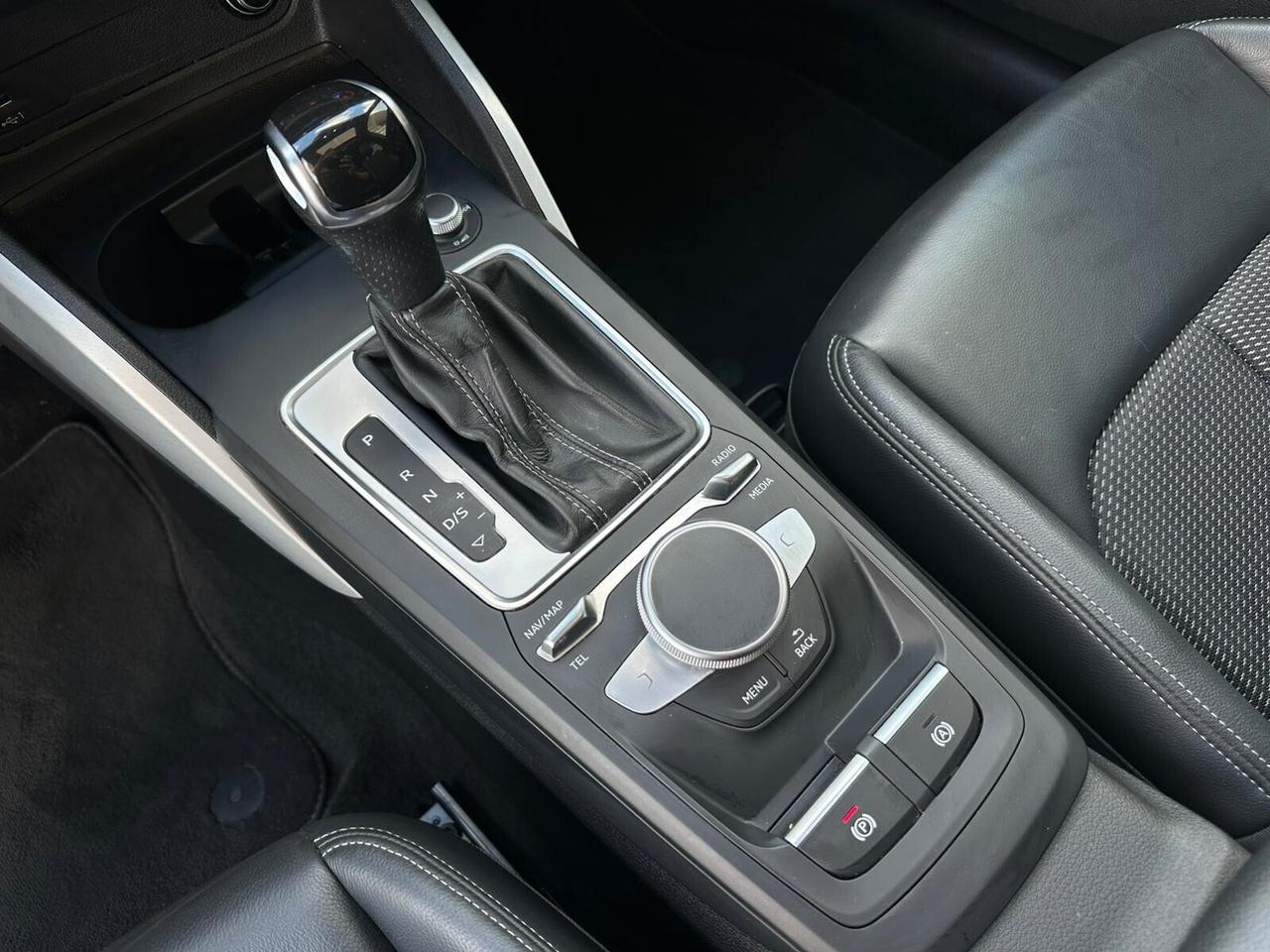 Audi Q2 30 TDI S tronic line Edition - Tetto apribile