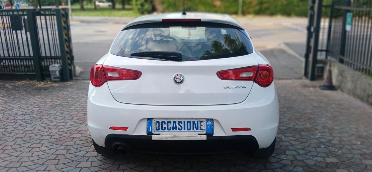Alfa Romeo Giulietta 1.6 JTDm 120 CV neopatentati