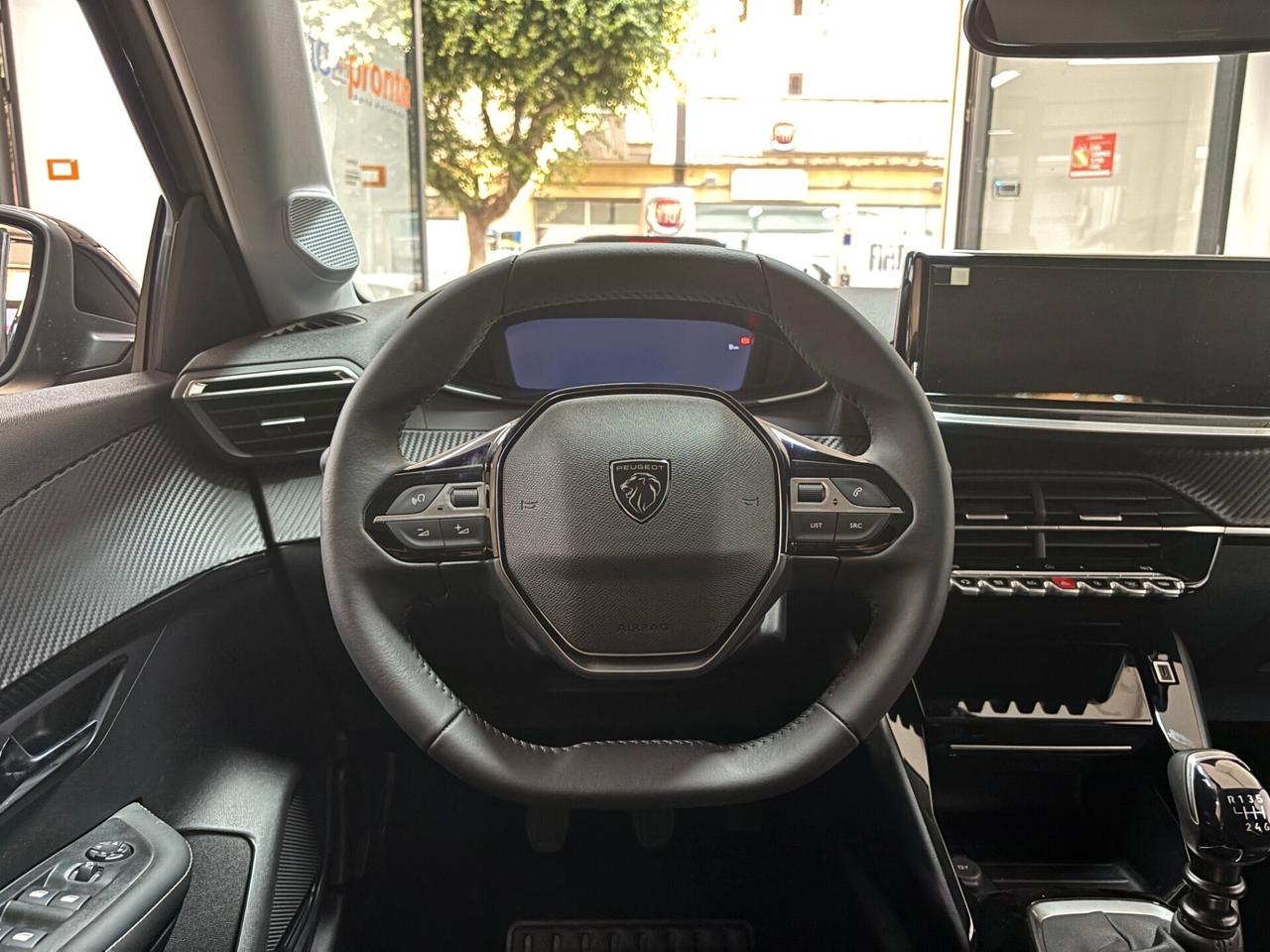 Peugeot 208 1.2 100 5 porte Allure + Vision Pack My25