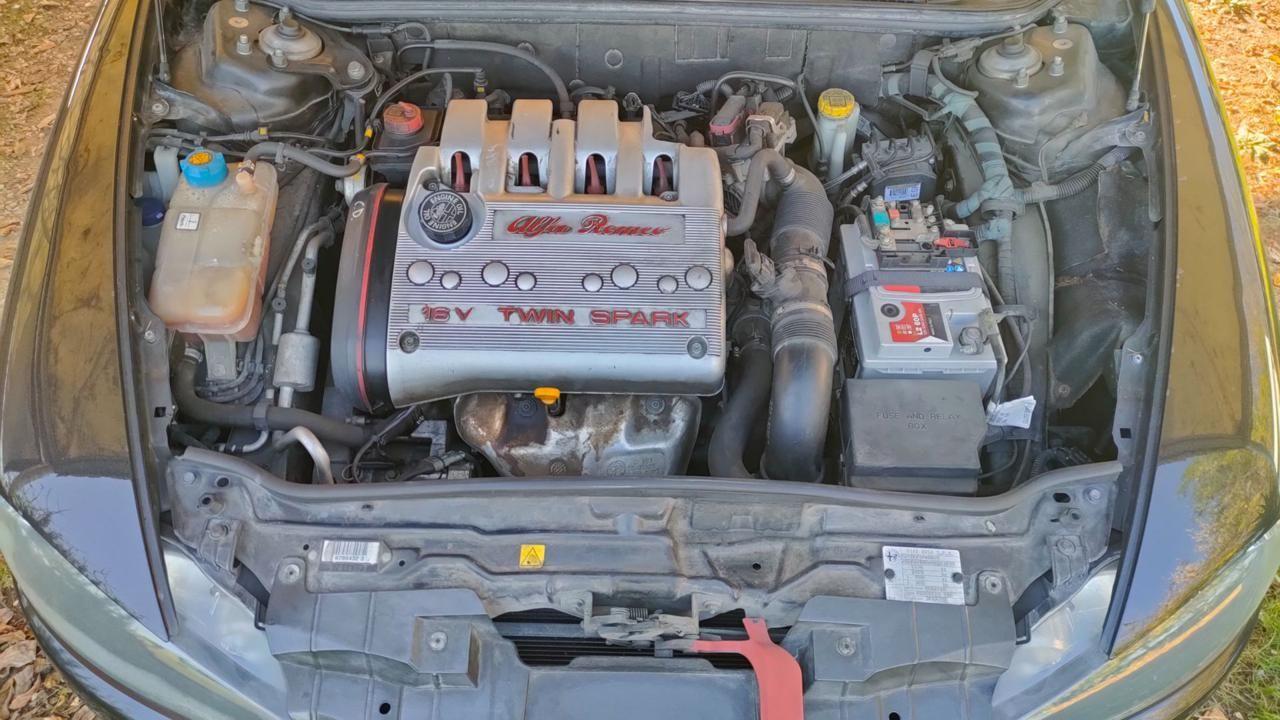 Alfa Romeo 147 2.0i 16V Twin Spark 150 CV 3p. Distinctive MANUALE