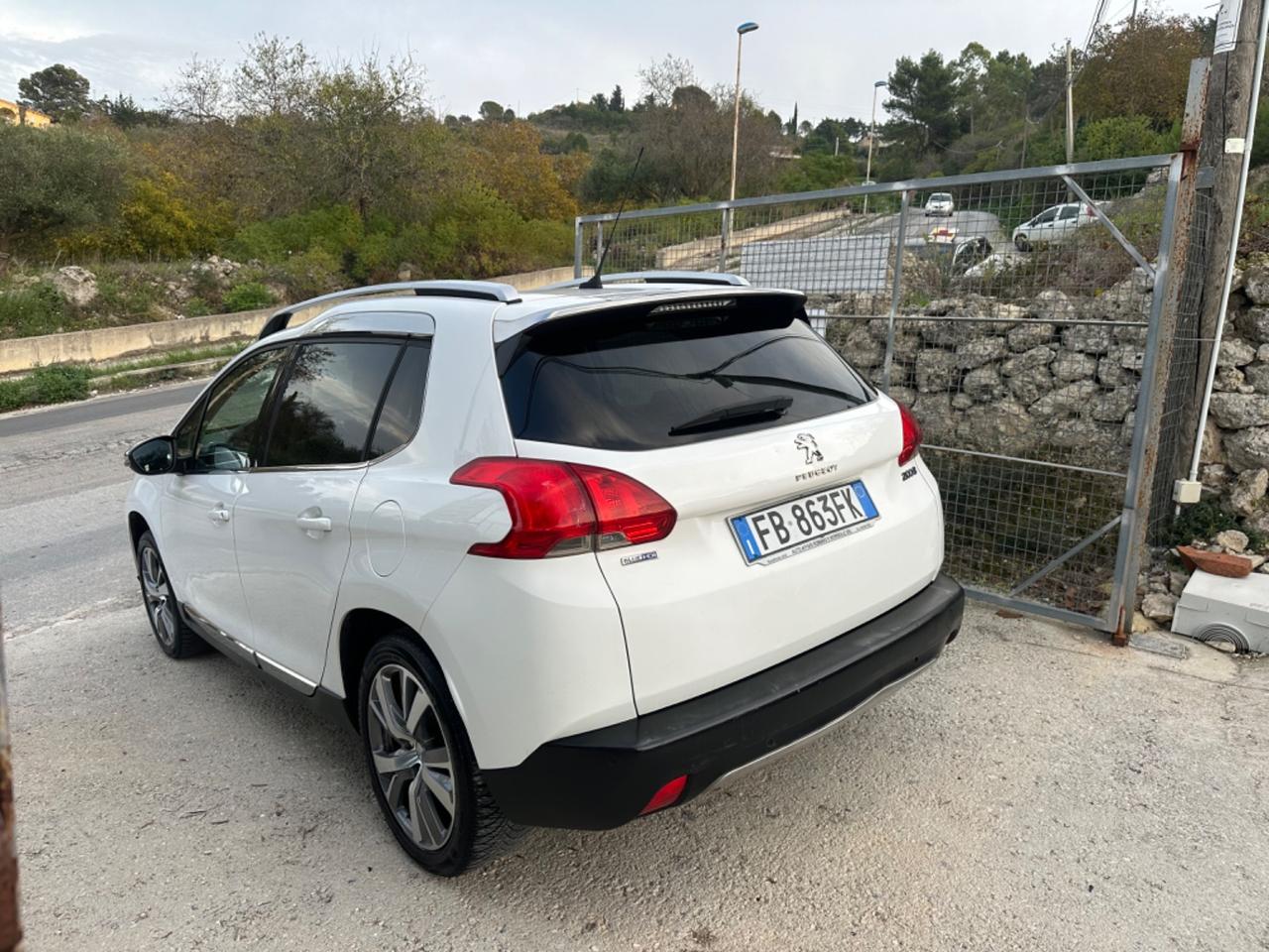 Peugeot 2008 1.6 BlueHDi 99 cavalli Allure