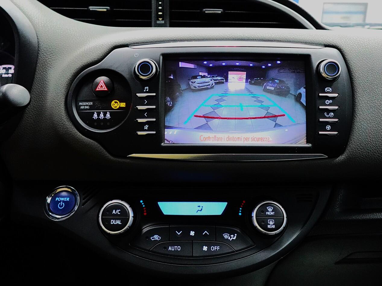 Toyota Yaris 1.5 BZ 73 CV HYBRID BUSINESS