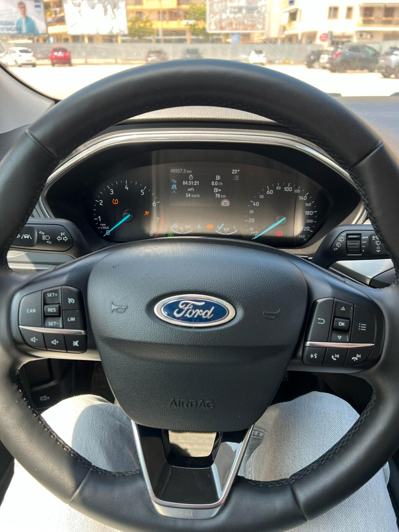 Ford Focus TURNIER 1.0 ECOBOOST HYBRID