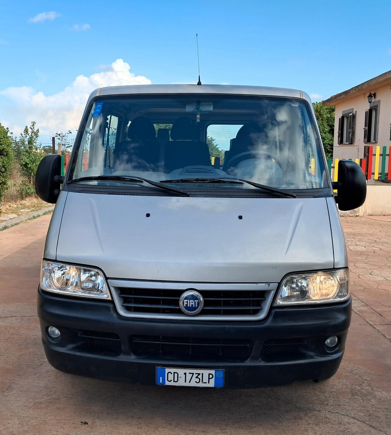 Fiat Ducato 7 posti TRASPORTO DISABILI 2 CARROZZINE PEDANA ELETTROIDRAULICA