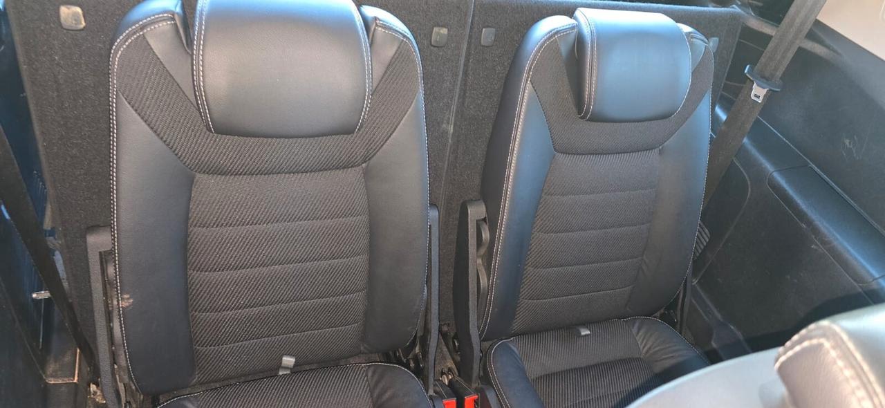 Ford S-Max 2.0 TDCi 163CV Titanium DPF 7 posti