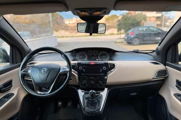 Lancia Ypsilon 1.2 69 CV 5 porte GPL Ecochic Gold