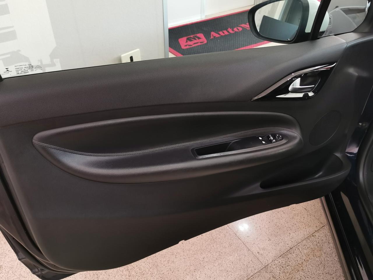 Ds DS3 DS 3 1.2 VTi 82 So Chic