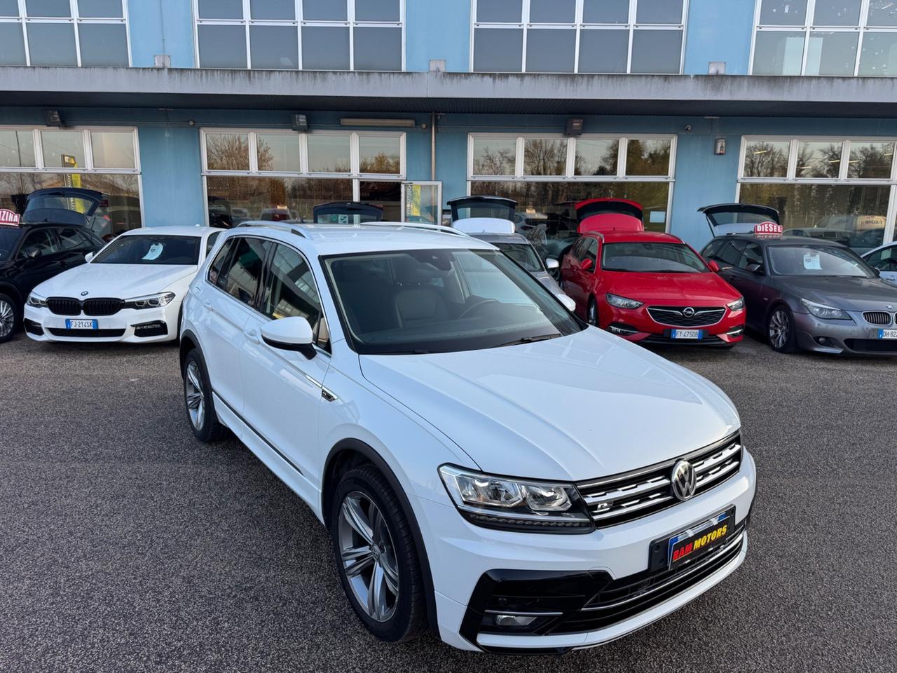 Volkswagen Tiguan 2.0 TDI SCR DSG 4MOTION Sport BMT