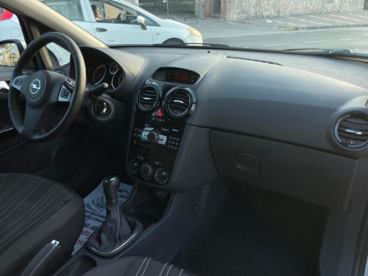 Opel Corsa 1.2 5 porte Edition
