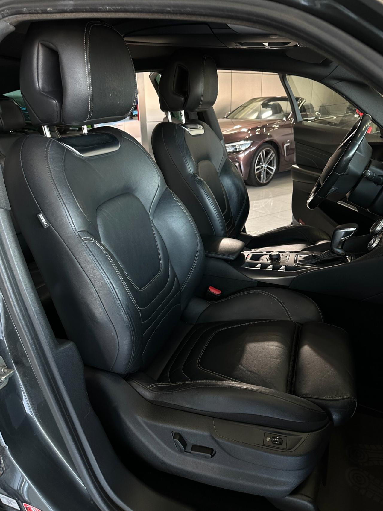 DS5 2.0 180cv EURO 6 Automatica FullOptional Tagliandata Finanziabile Garanzia