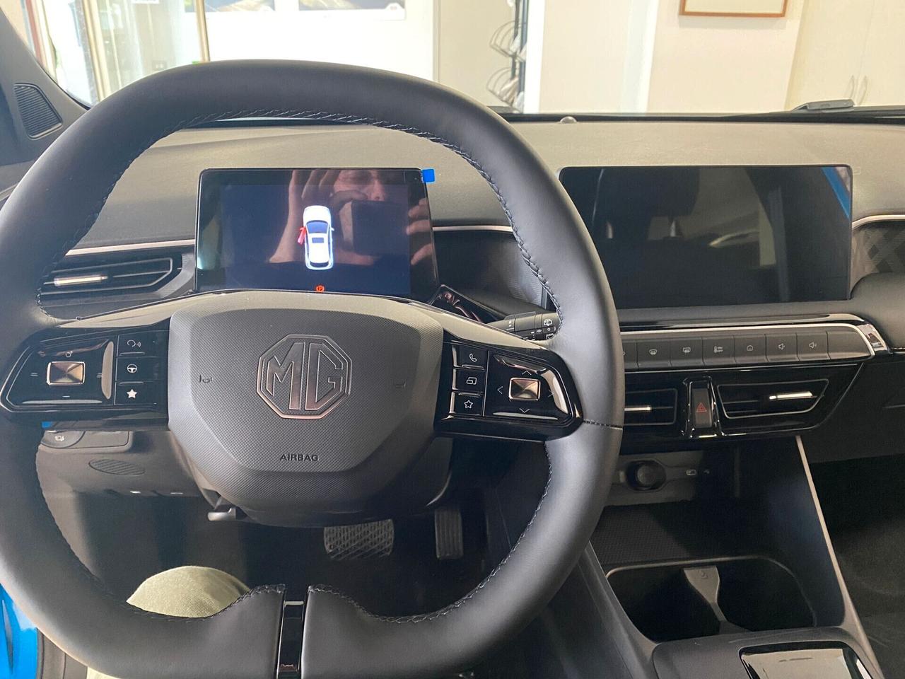 MG 3 1.500 STANDARD 115 CV GARANZIA 7 ANNI