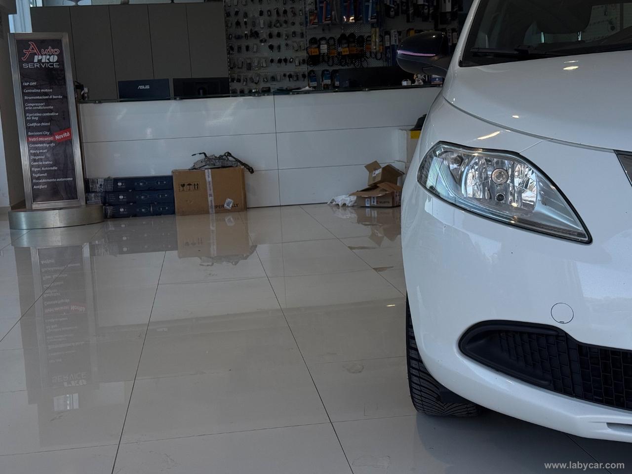 LANCIA Ypsilon 1.2 69 CV 5p. Elefantino