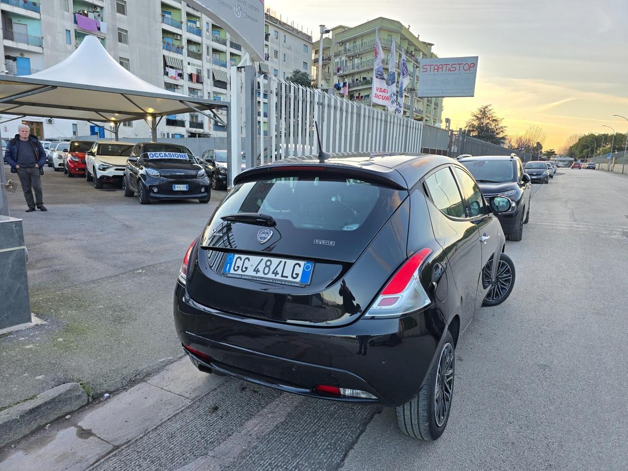 Lancia Ypsilon 1.0 FireFly Hybrid Ecochic UnYca