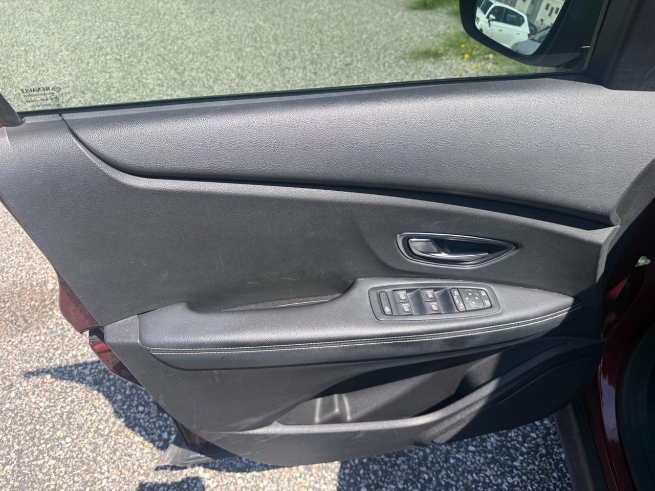 Renault Grand Scenic dCi 8V 110 CV EDC Energy Intens
