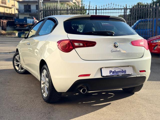 ALFA ROMEO Giulietta 1.6 JTDm-2 105 CV Distinctive