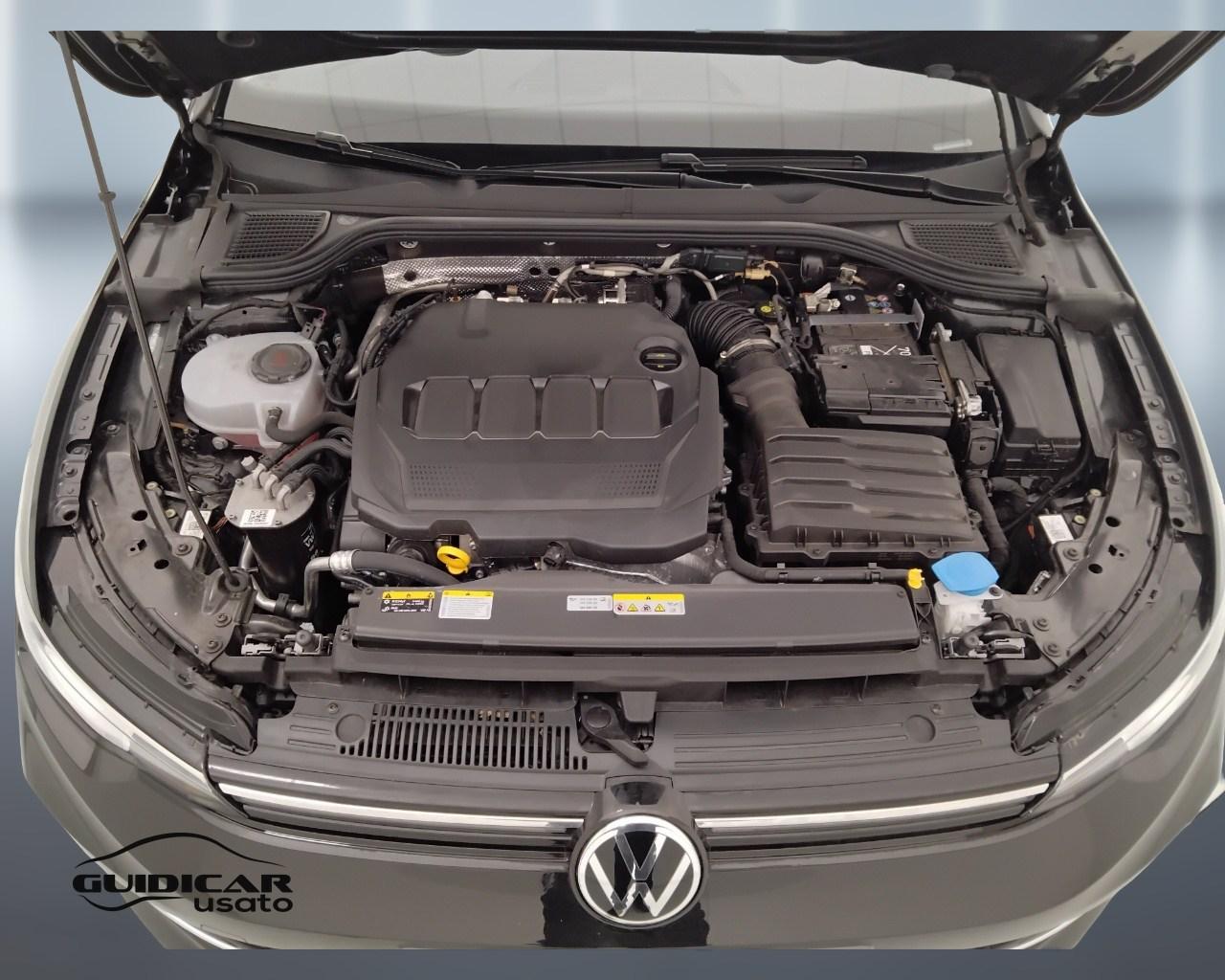 VOLKSWAGEN Golf VIII 2024 - Golf 2.0 tdi Life 150cv dsg