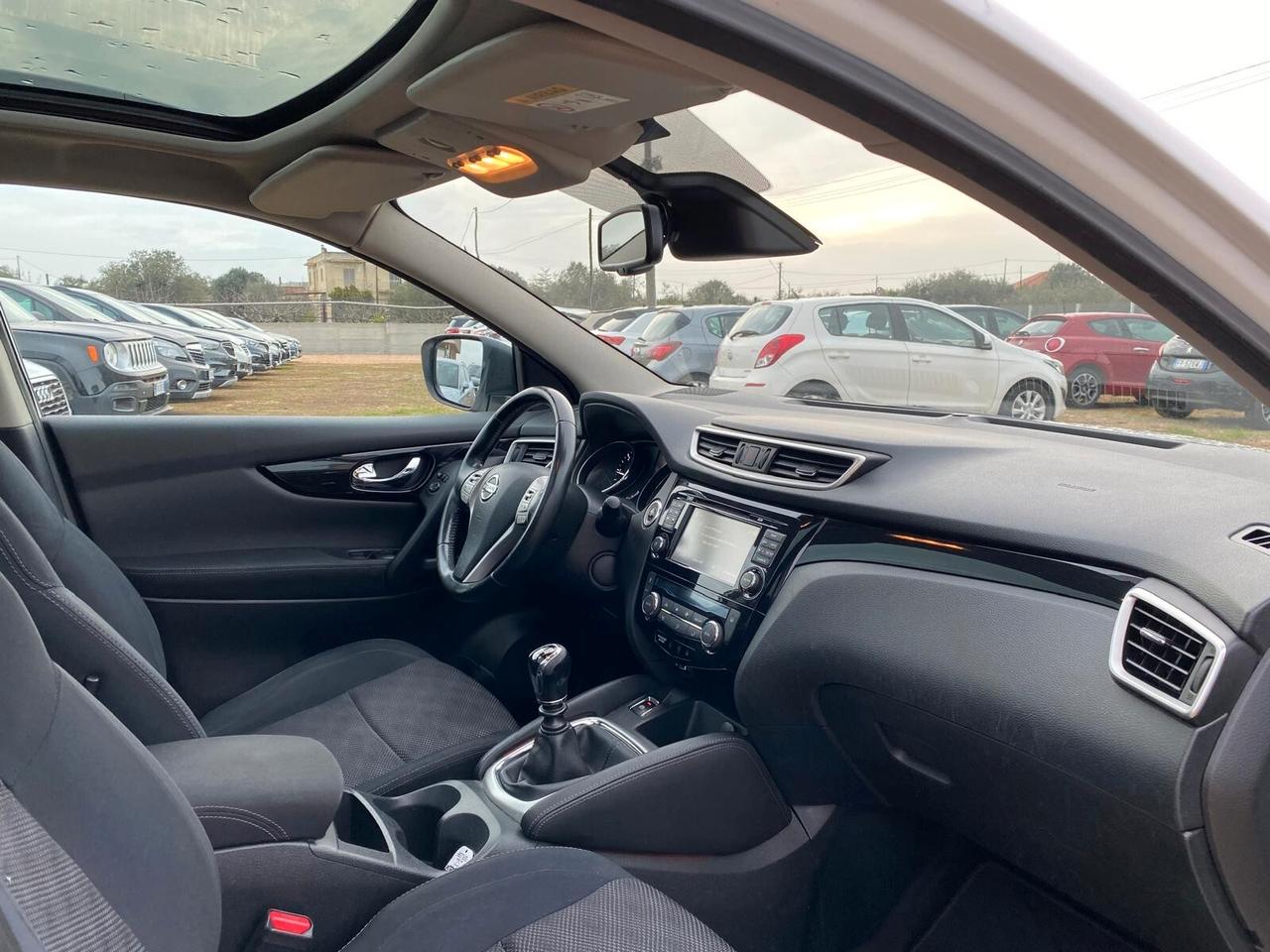 Nissan Qashqai 1.5 dCi Tekna| 2014