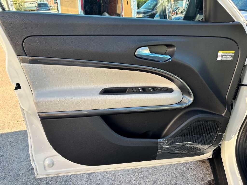 Fiat 600 Hybrid 110 CV DCT MHEV La Prima 2025 KM 0 IVA ESPOSTA Tua a solo 249 Euro al mese