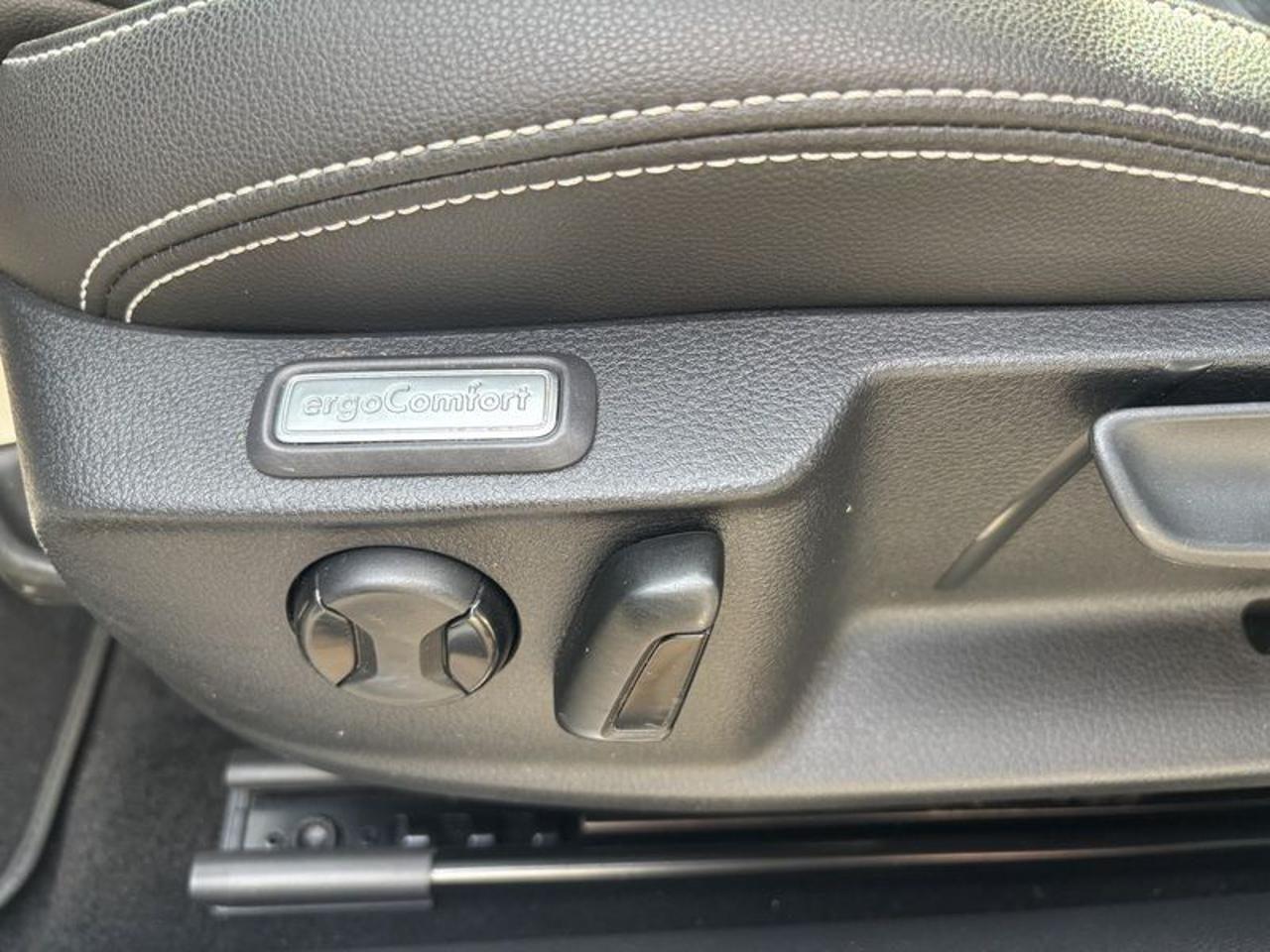 Volkswagen Passat Variant 2.0 TDI SCR 122 CV EVO DSG Business NAVI-FULL LED