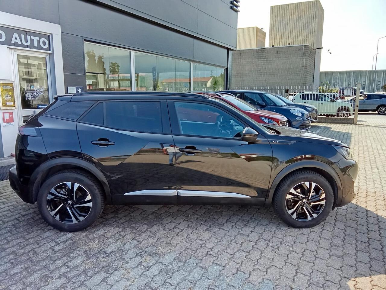 Peugeot 2008 PureTech 130 S&S EAT8 GT
