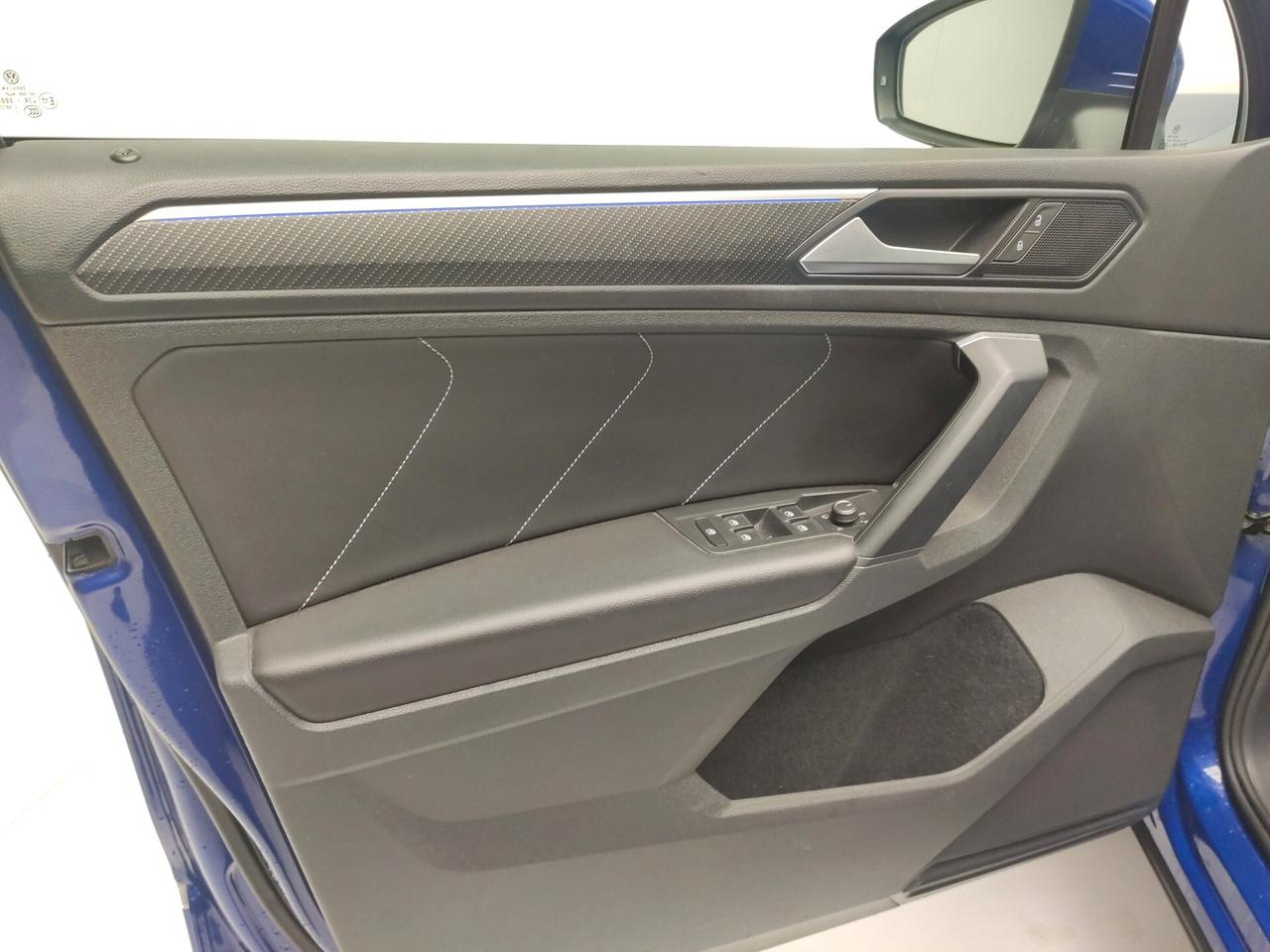 Volkswagen Tiguan 2.0 TDI 150 CV SCR DSG R-Line