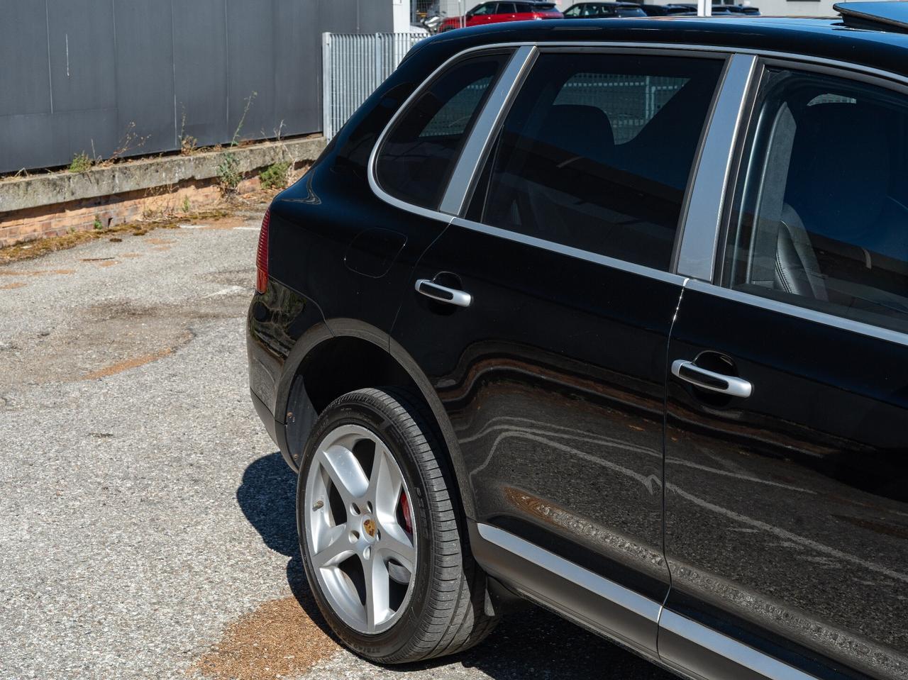 Porsche Cayenne 4.5 cat Turbo