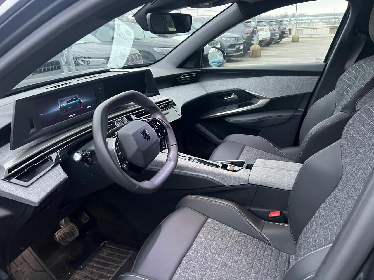 PEUGEOT 5008 III 2024 - 5008 1.2 hybrid Allure 145cv 7p.ti e-dcs6