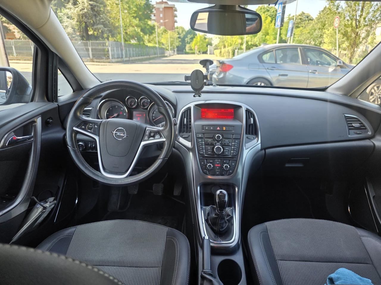 Opel Astra 1.7 CDTI 125CV Sports Tourer Cosmo