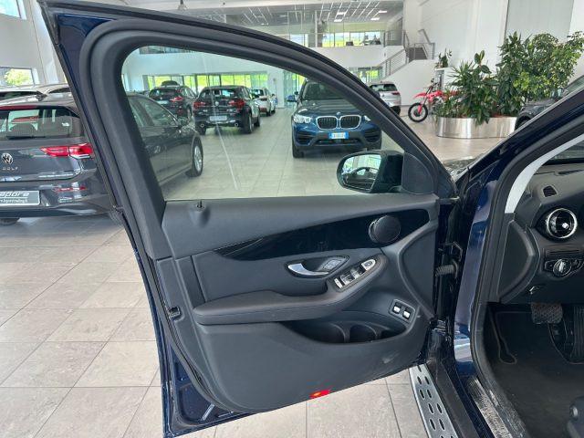 MERCEDES-BENZ GLC 300 e 4Matic EQ-Power Business Extra