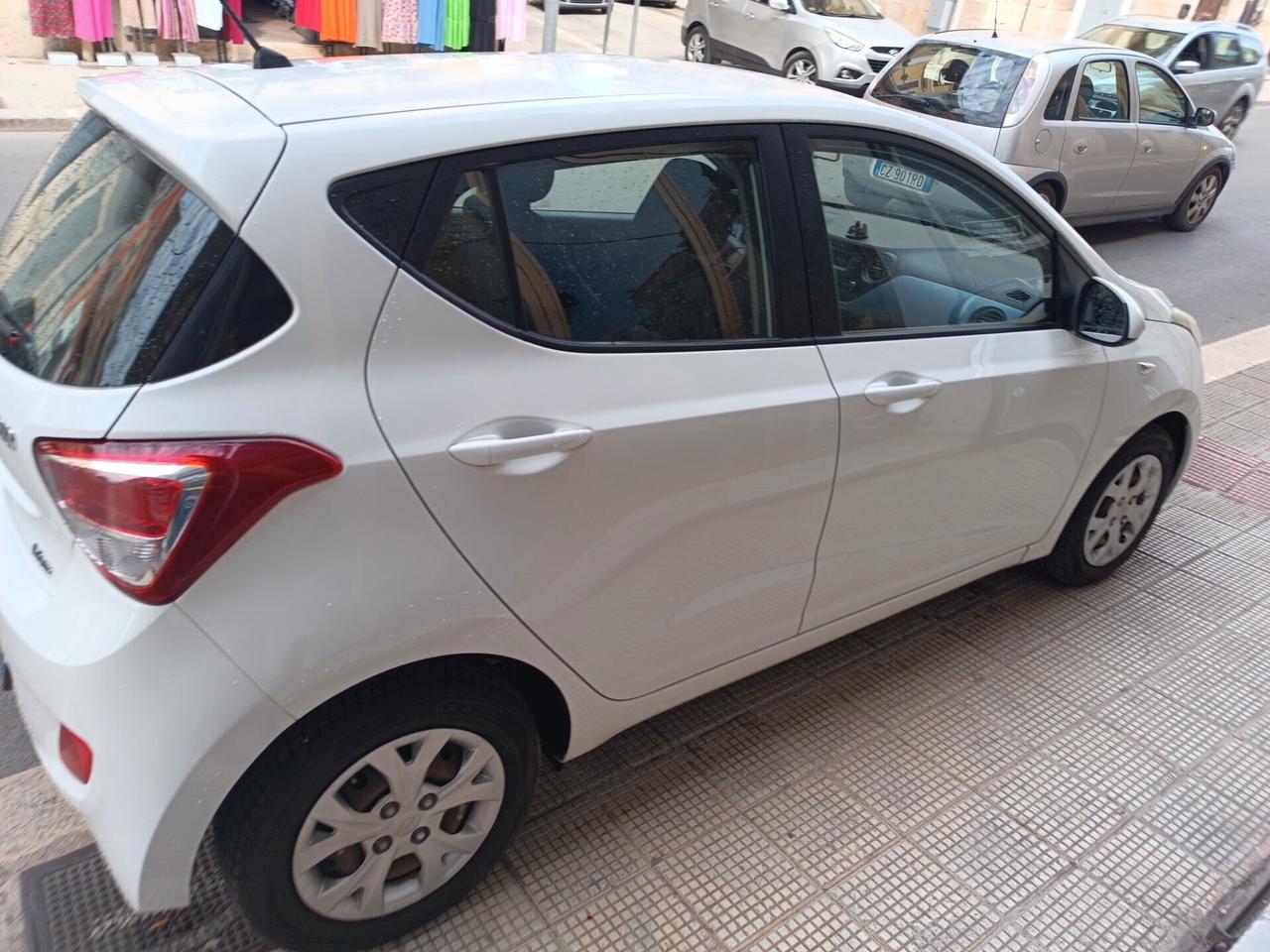 Hyundai i10 1.0 LPGI Econext Sound Edition