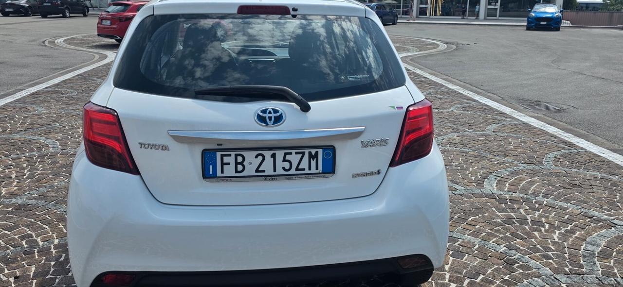 Toyota Yaris HYBRID 5P ACTIVE
