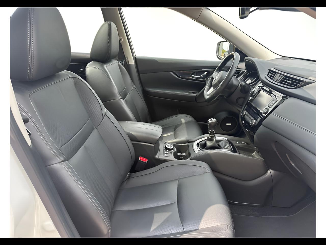NISSAN X-Trail 1.6 dci Tekna 4wd