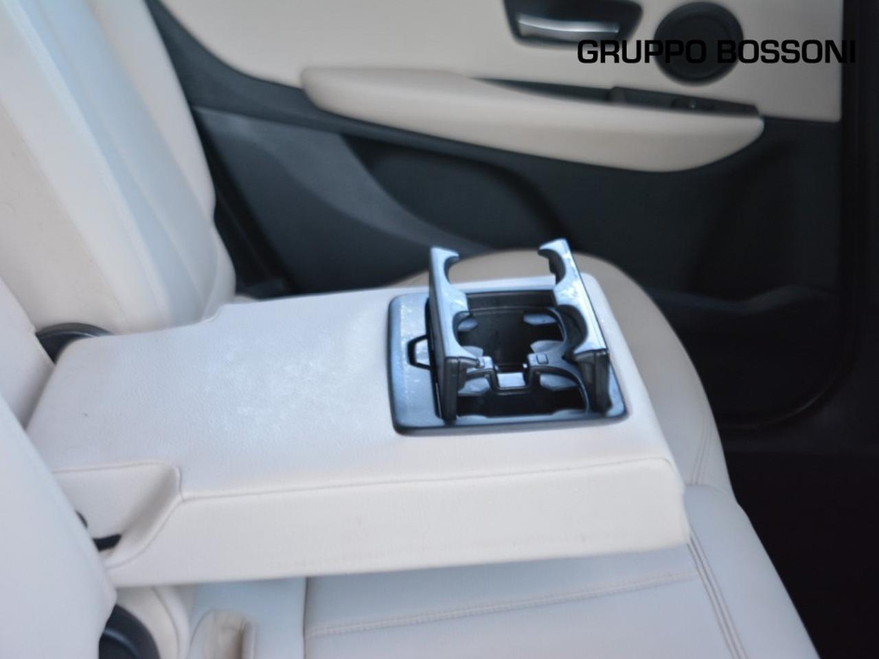 BMW Serie 2 gran tourer 218d business my20