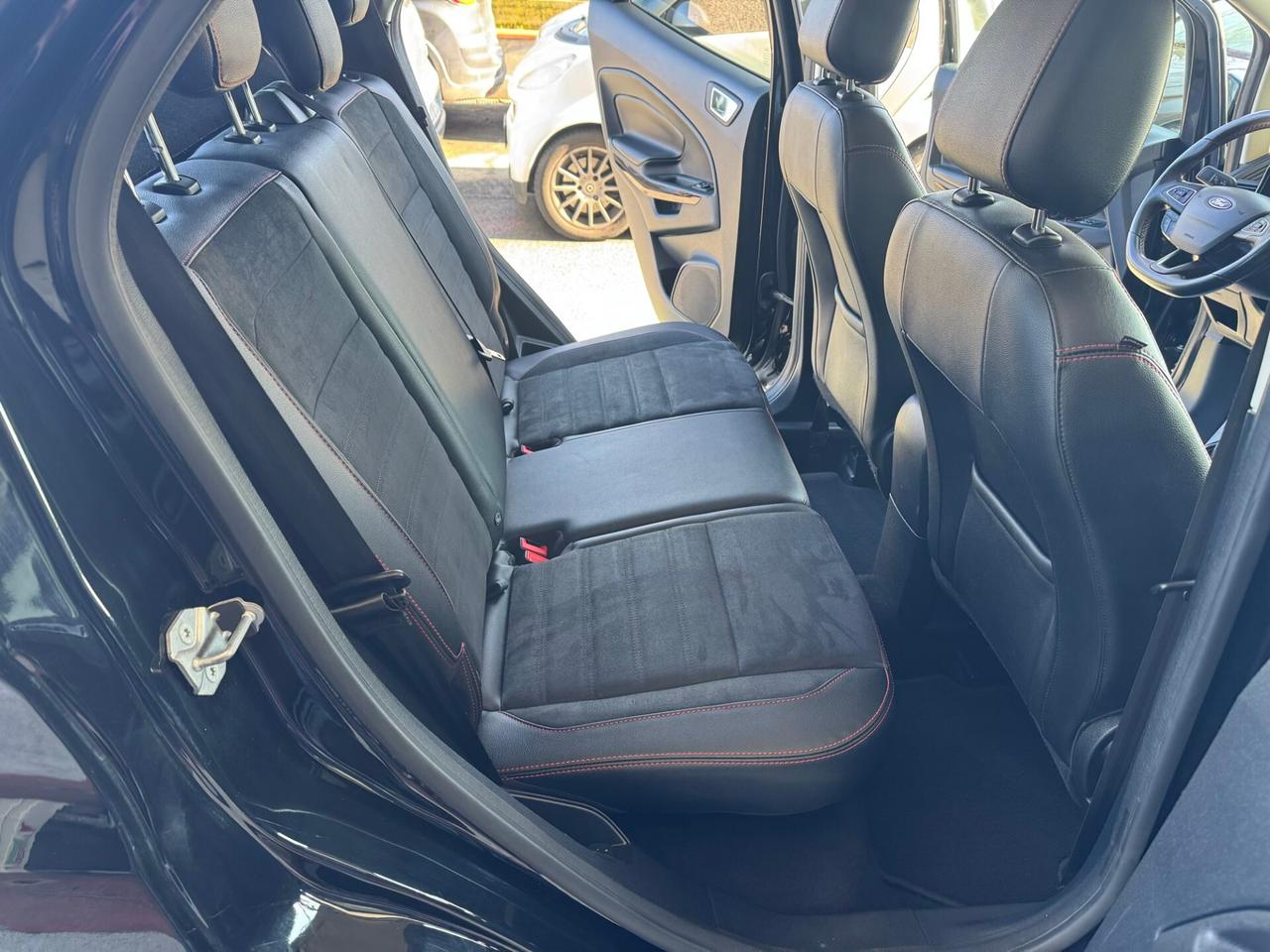 Ford EcoSport 1.0 ST-Line Black GARANZIA 24 MESI