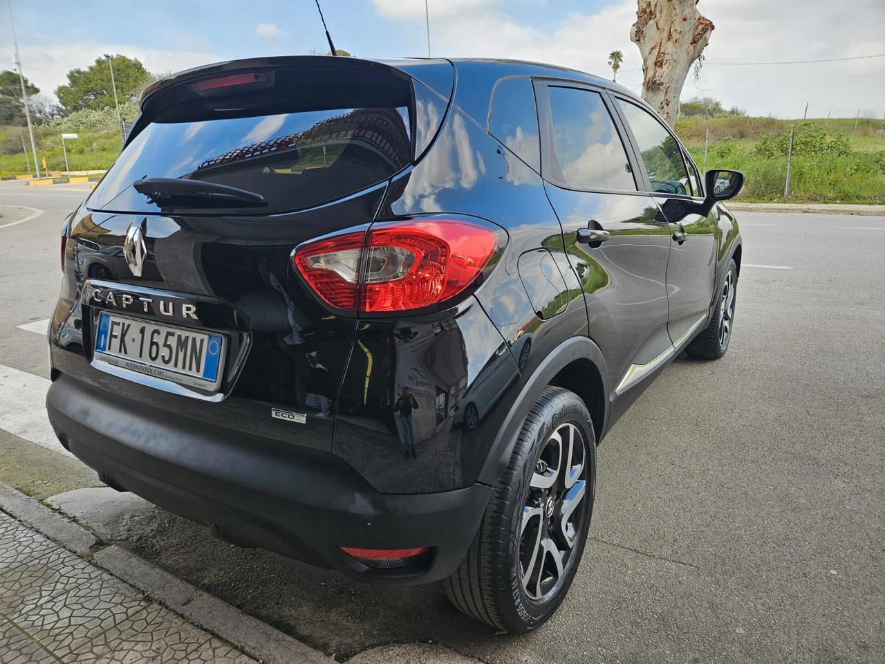 Renault Captur 1.5dci 66kw 90cv FULL NEOPATENTATI